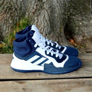 NEW Adidas Marquee Boost Mid Basketball Shoes